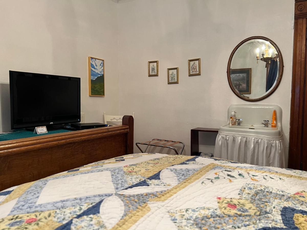 Bed And Breakfast Hearts Desire Raton Exterior foto